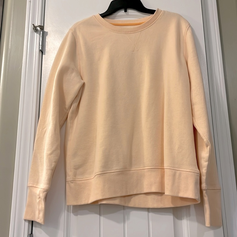 Tek Gearvpeach-colored sweatshirt, large, NWOT